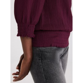 Textured 3/4 Sleeve Round Neck Top